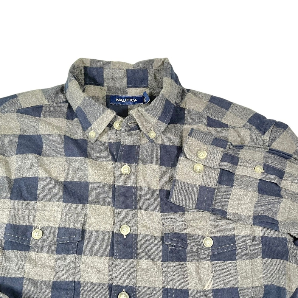 Nautica L Grey Navy Blue Flannel Shirt Buffalo Check Plaid Button Down Preppy - Picture 1 of 9
